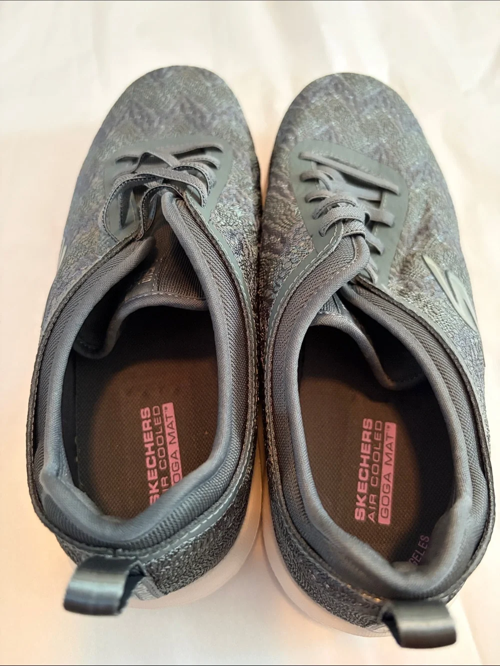 Skechers GOWalk Vegan Washable Travel Lace Sneakers-Cyprus